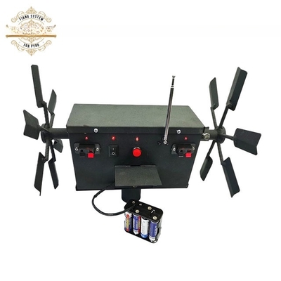 IP55 Yüksek Voltajlı Elektronik Alevlendirme Çift Tekerlekli Havai Fişekleri Çeşme Makinesi